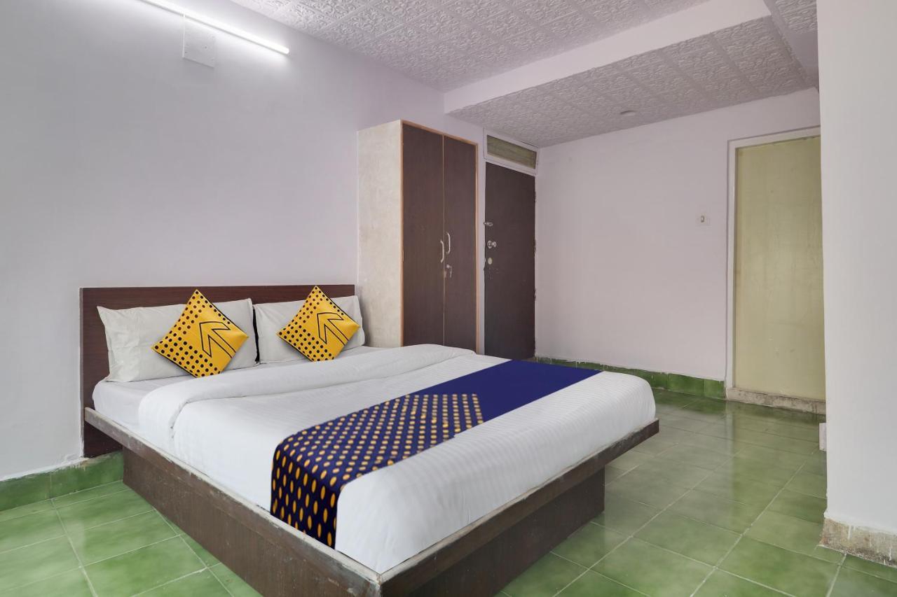 Spot On Apsara Hotel Haydarabad Dış mekan fotoğraf