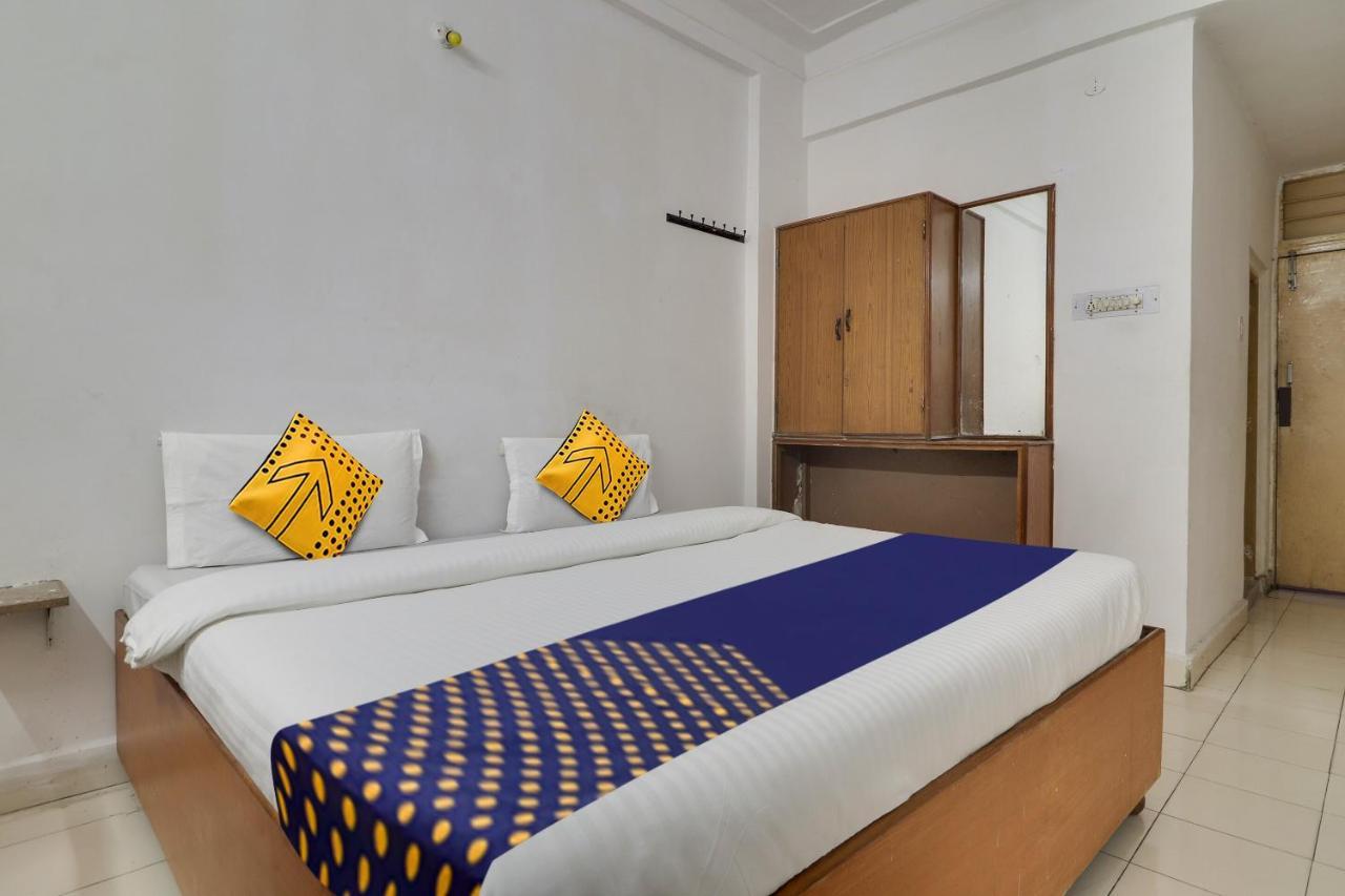 Spot On Apsara Hotel Haydarabad Dış mekan fotoğraf