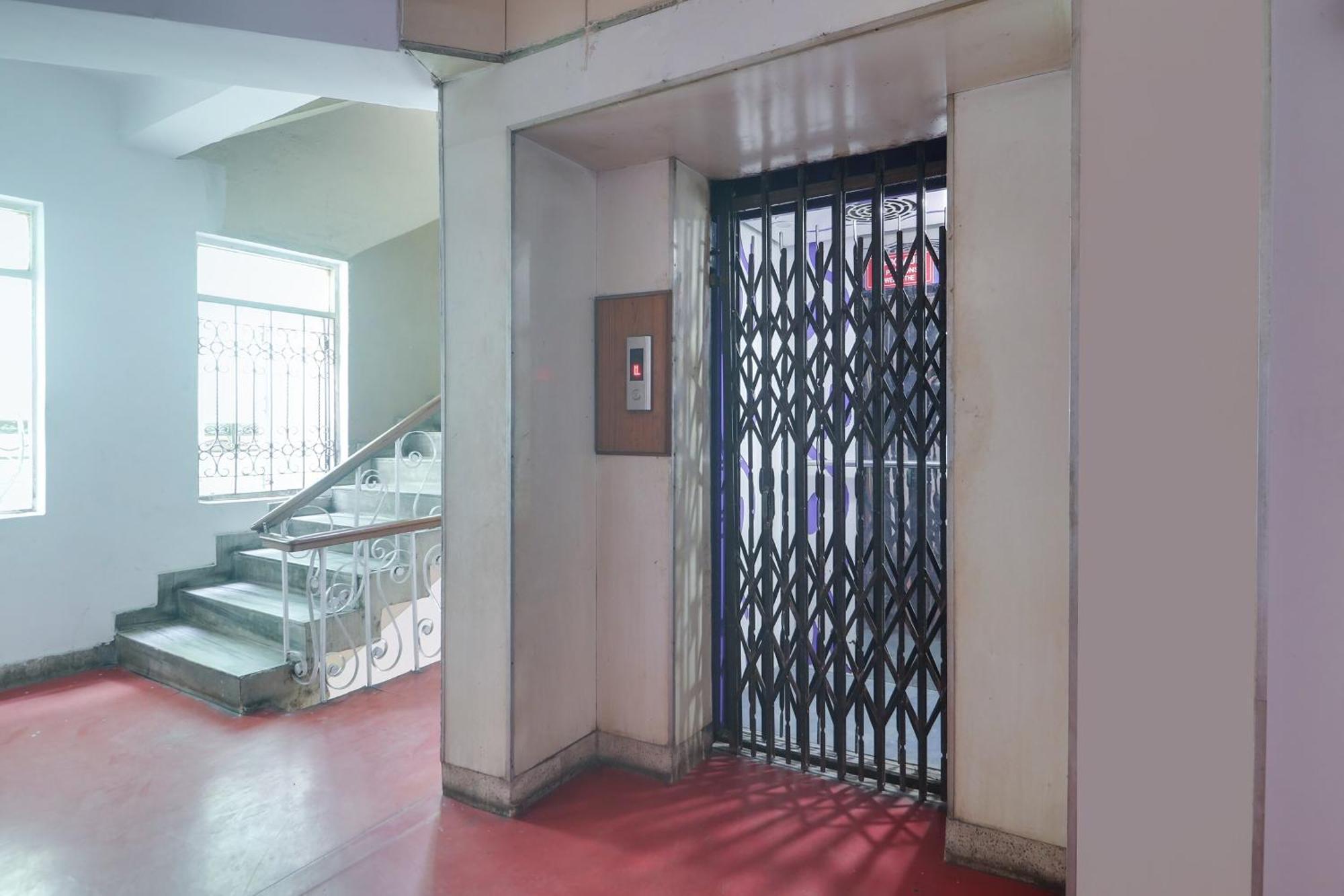 Spot On Apsara Hotel Haydarabad Dış mekan fotoğraf